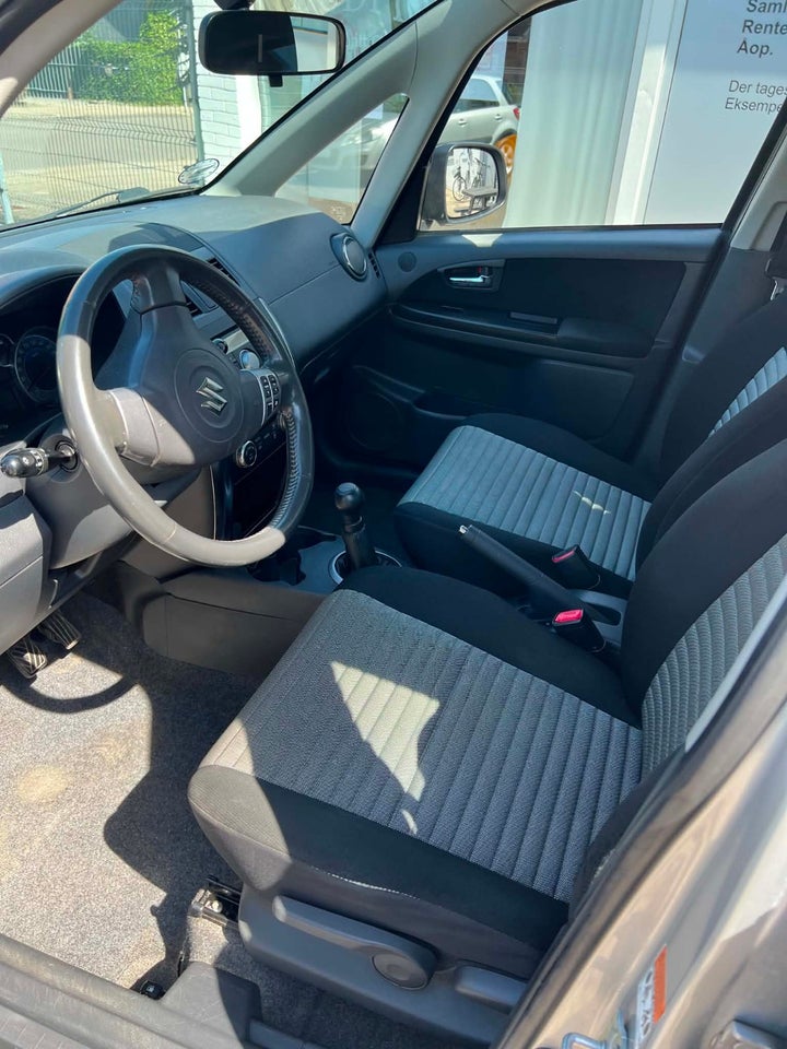 Suzuki SX4 1,6 CombiBack Style 5d
