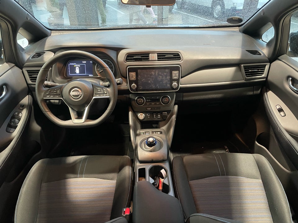 Nissan Leaf 39 Acenta 5d