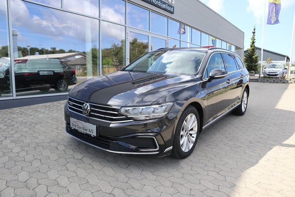 VW Passat 1,4 GTE High Variant DSG 5d