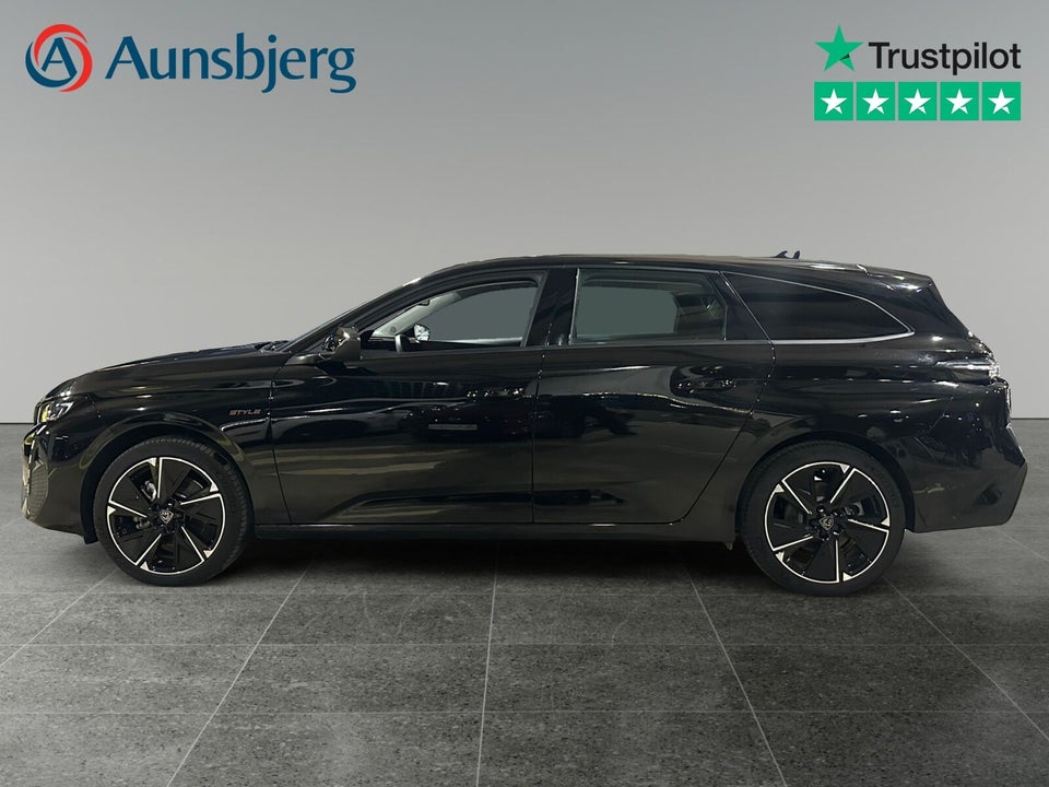 Peugeot e-308 54 Style SW 5d