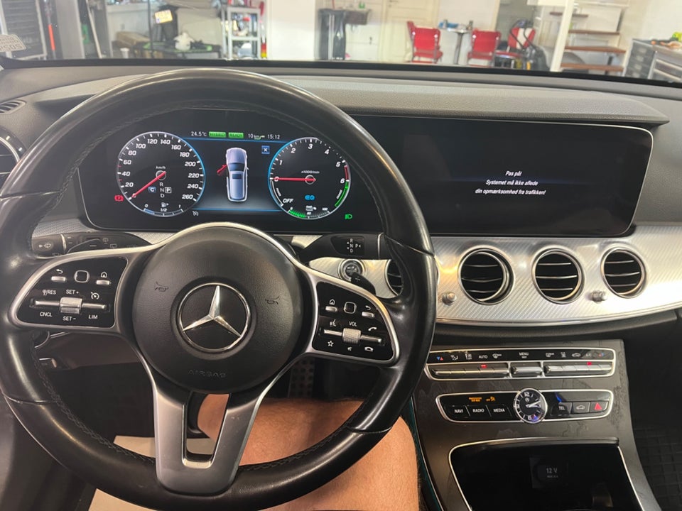 Mercedes E300 de 2,0 Avantgarde stc. aut. 5d