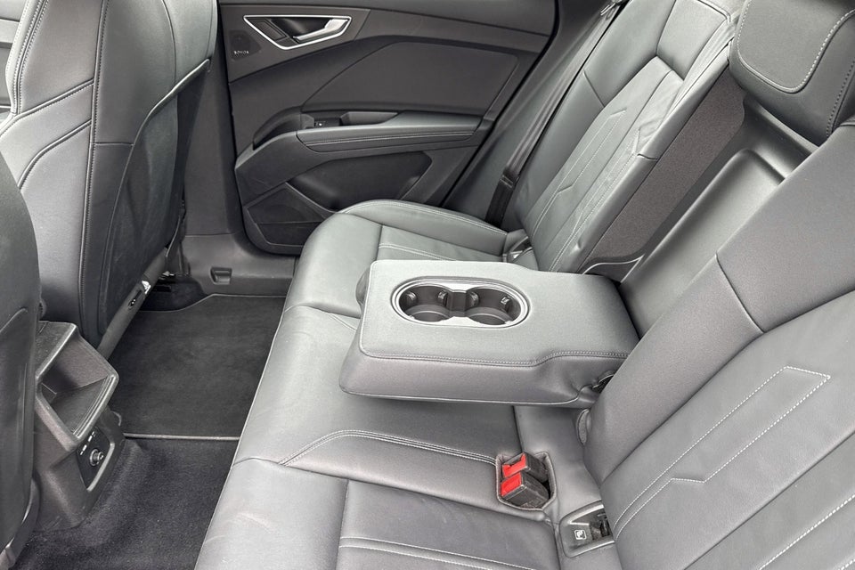Audi Q4 e-tron 40 Attitude 5d