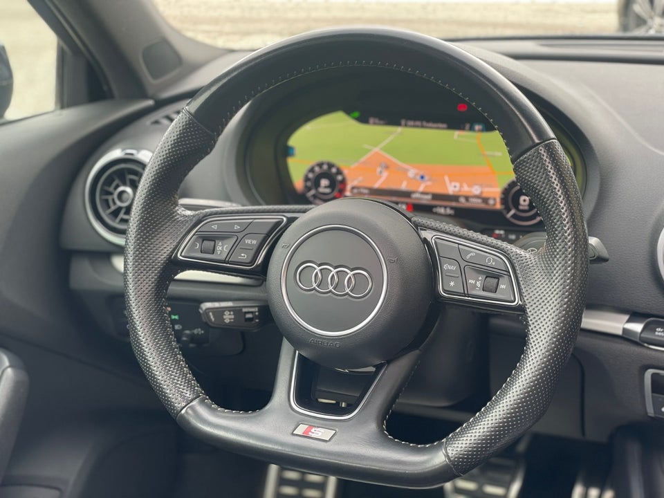 Audi A3 1,4 e-tron S-line Sportback S-tr. 5d