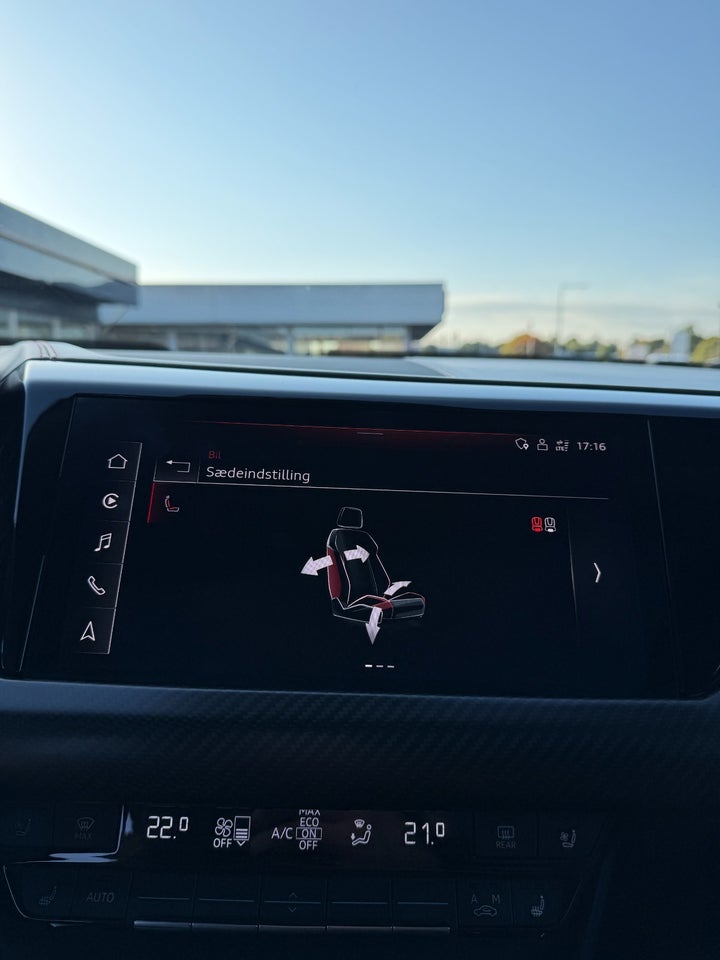 Audi RS e-tron GT quattro 4d