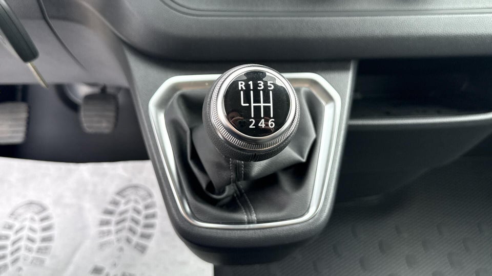 Renault Trafic 2,0 dCi 130 L2H1 Tekno