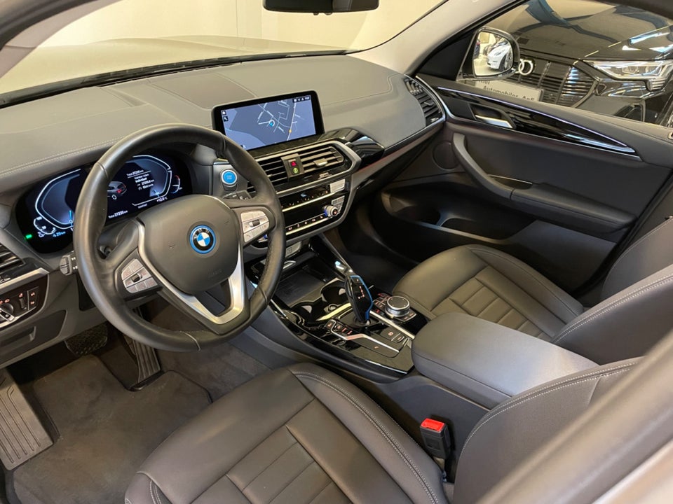 BMW iX3 Charged 5d