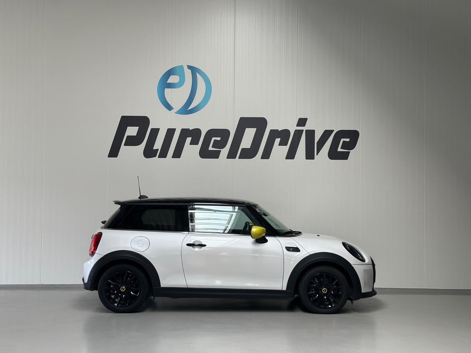 MINI Cooper SE Classic Trim 3d