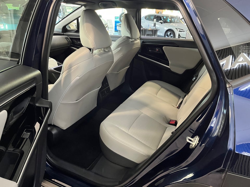 Toyota bZ4X Executive 5d