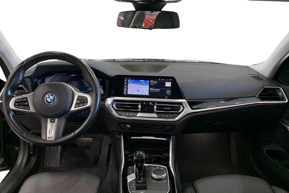 BMW 330e 2,0 Touring Sport Line aut. 5d