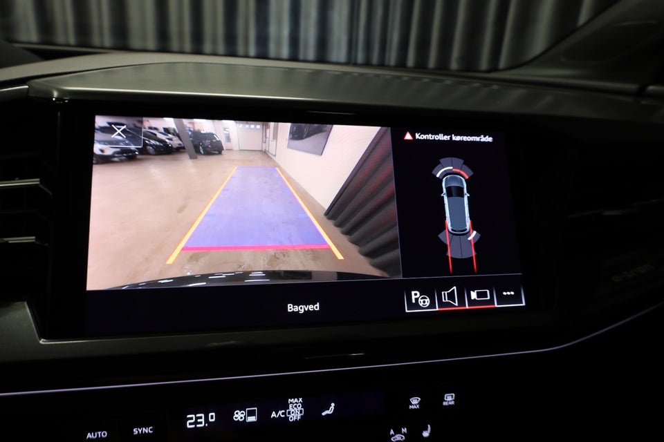 Audi Q4 e-tron 40 S-line 5d