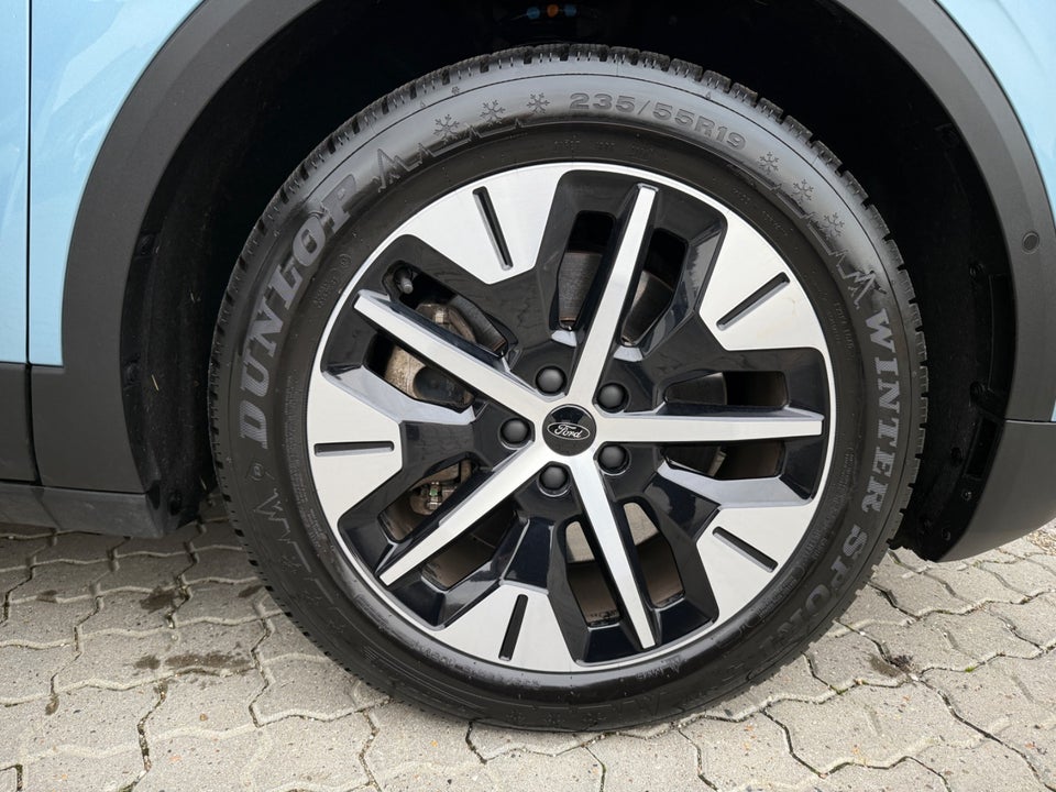 Ford Explorer 82 Premium Extended Range 5d