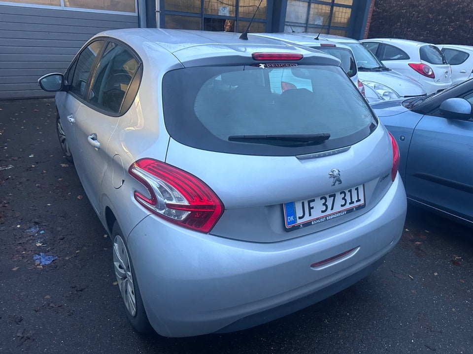 Peugeot 208 1,4 HDi 68 Active 5d