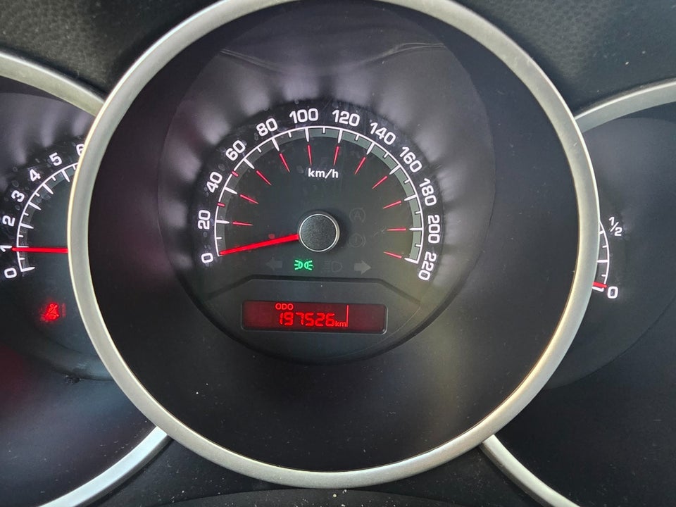 Kia Venga 1,4 CVVT Active 5d