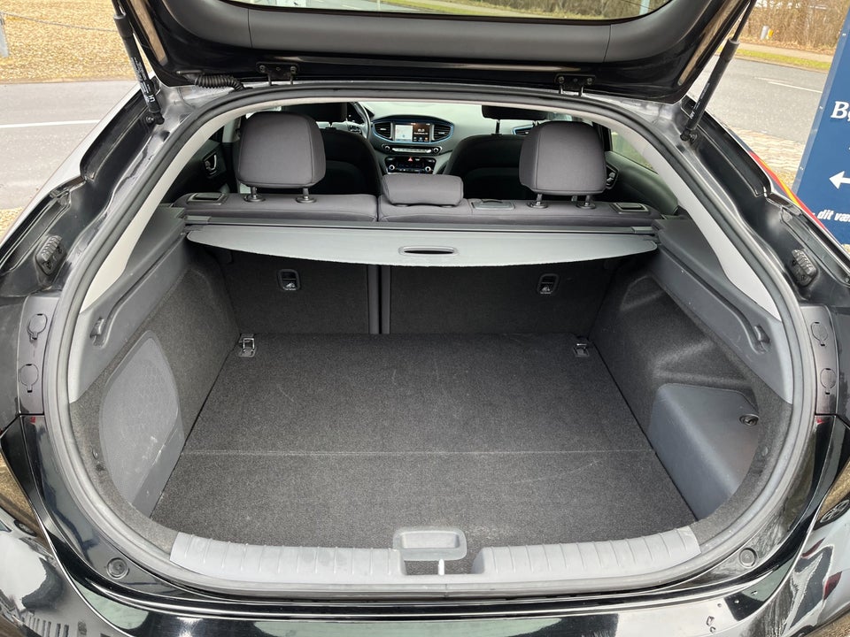 Hyundai Ioniq 1,6 HEV Trend DCT 5d