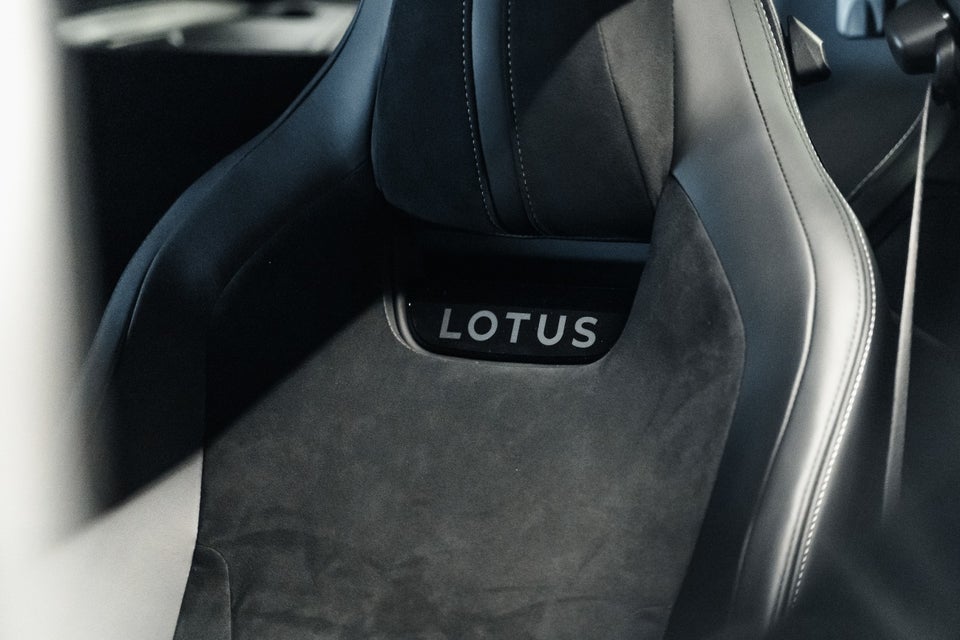 Lotus Emira 3,5 V6 First Edition aut. 2d