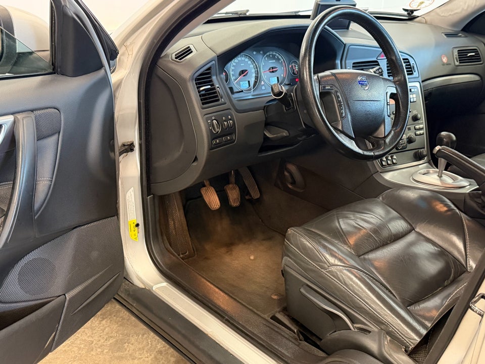 Volvo V70 2,4 170 Classic Momentum 5d