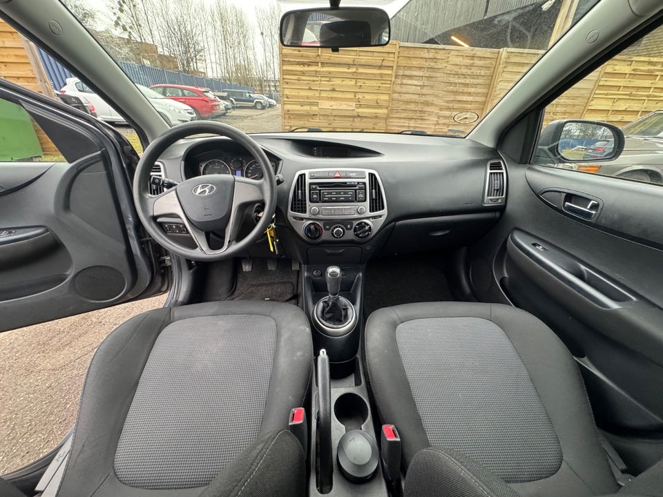 Hyundai i20 1,1 CRDi 75 Classic Eco 5d