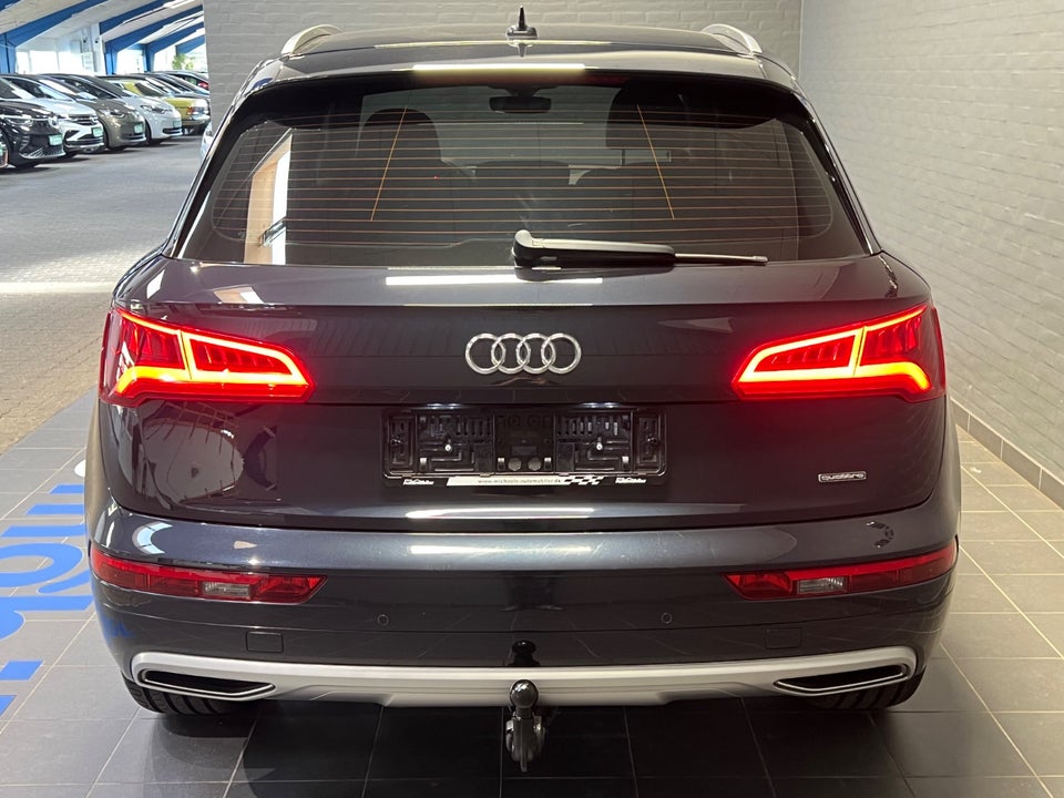 Audi Q5 2,0 TDi 190 S-line quattro 5d