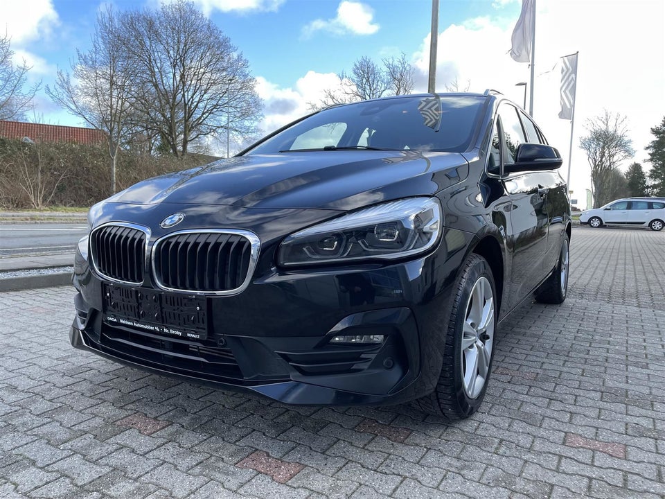 BMW 218d 2,0 Gran Tourer Connected aut. 5d