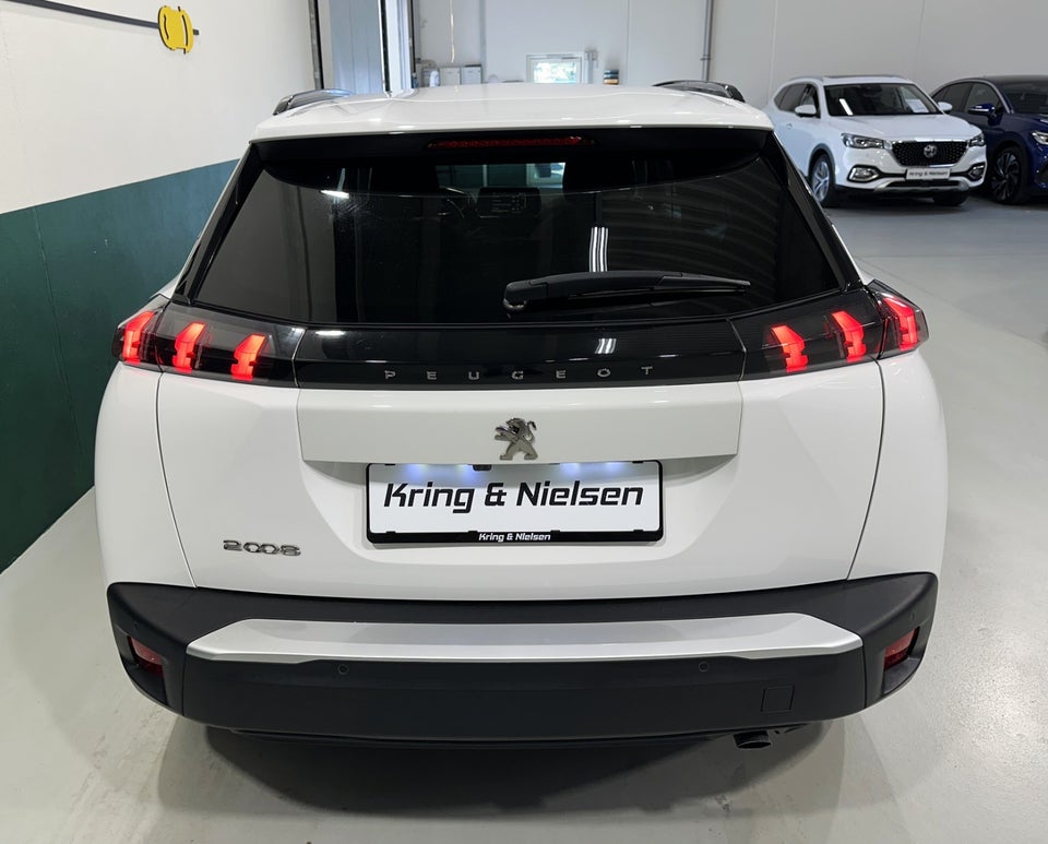 Peugeot 2008 1,5 BlueHDi 100 Allure 5d