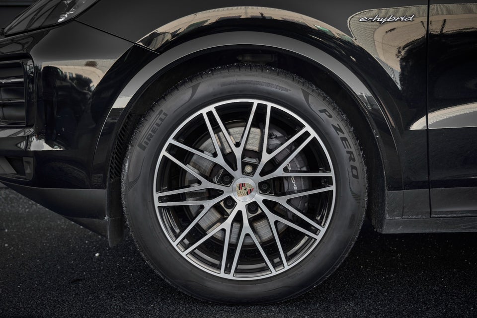 Porsche Cayenne 3,0 E-Hybrid Coupé Tiptr. 5d