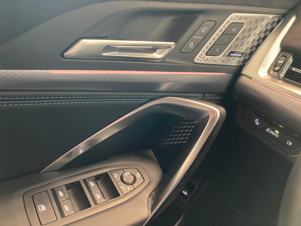 BMW iX2 xDrive30 M-Sport 5d