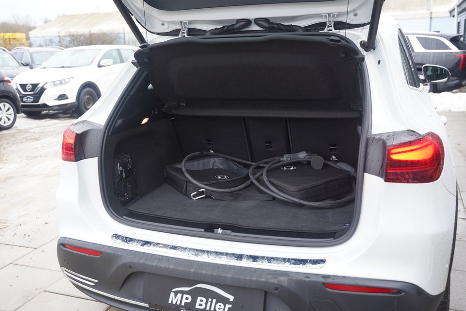 Mercedes EQA250+ Progressive 5d