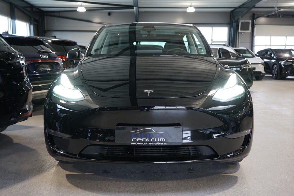 Tesla Model Y Long Range AWD 5d
