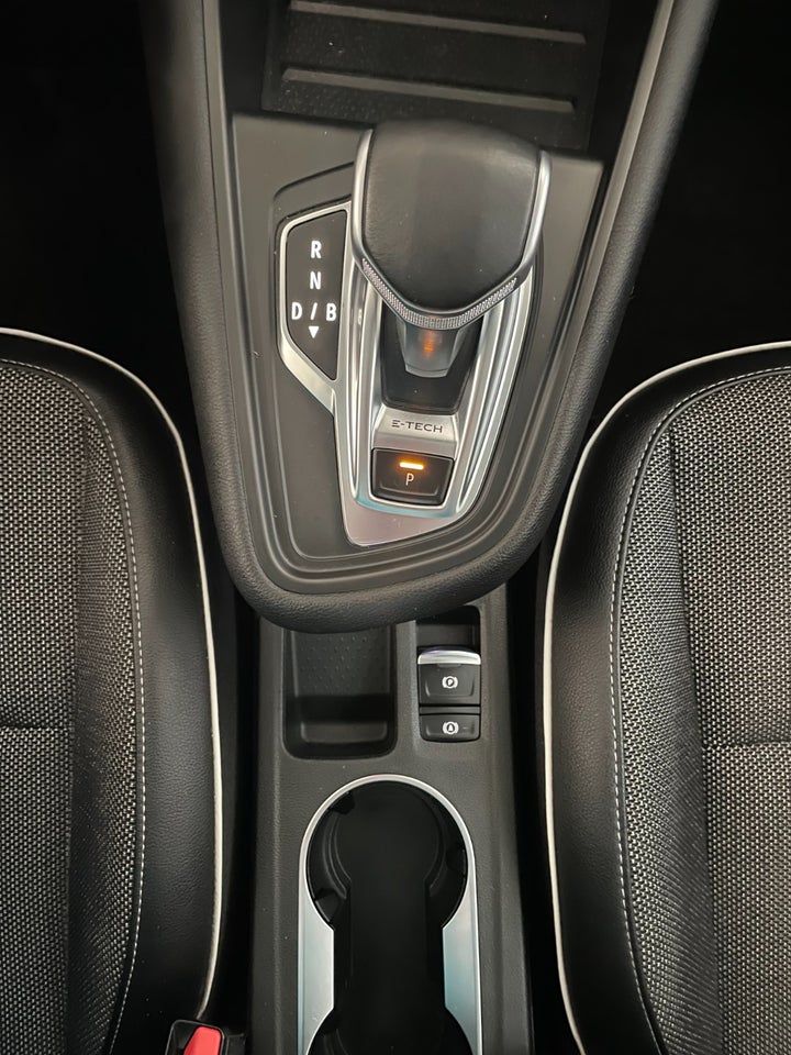 Renault Captur 1,6 E-Tech Intens 5d