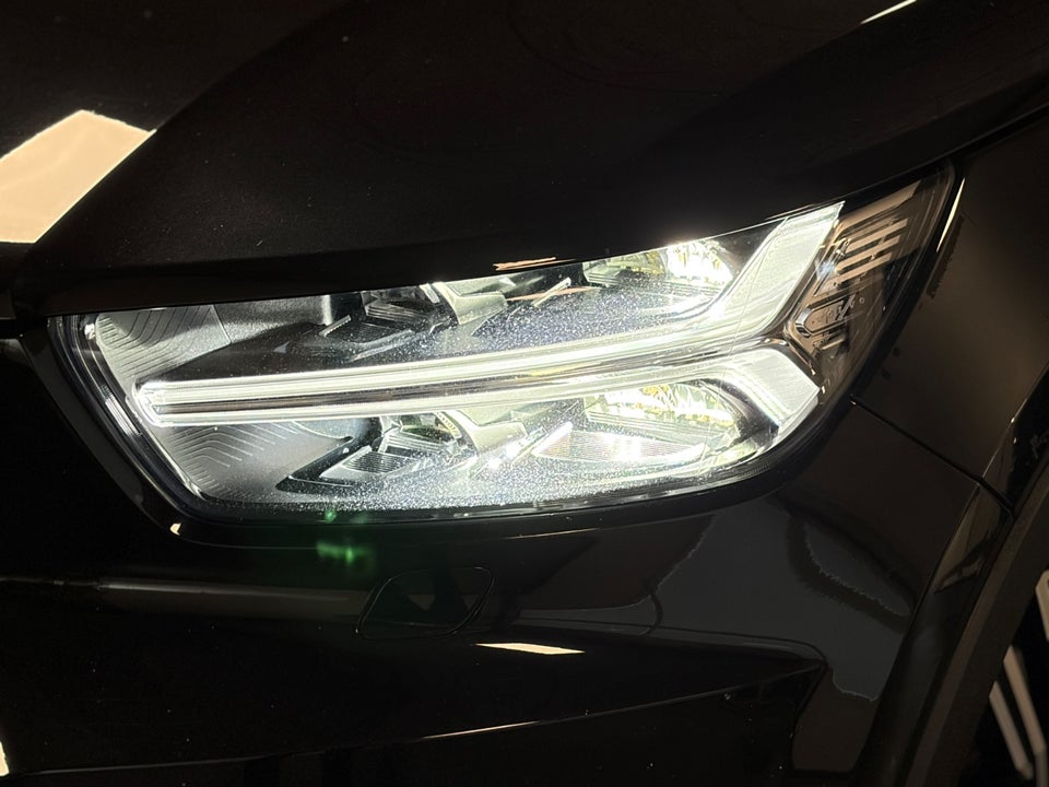 Volvo XC40 2,0 T4 190 Momentum aut. 5d