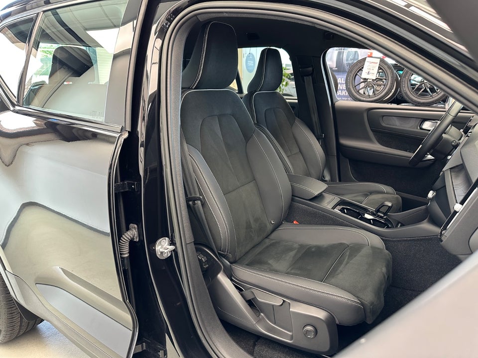 Volvo XC40 P8 ReCharge Twin Plus 5d