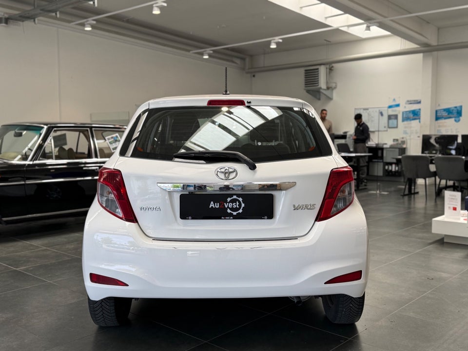 Toyota Yaris 1,0 VVT-i T1 Style 5d