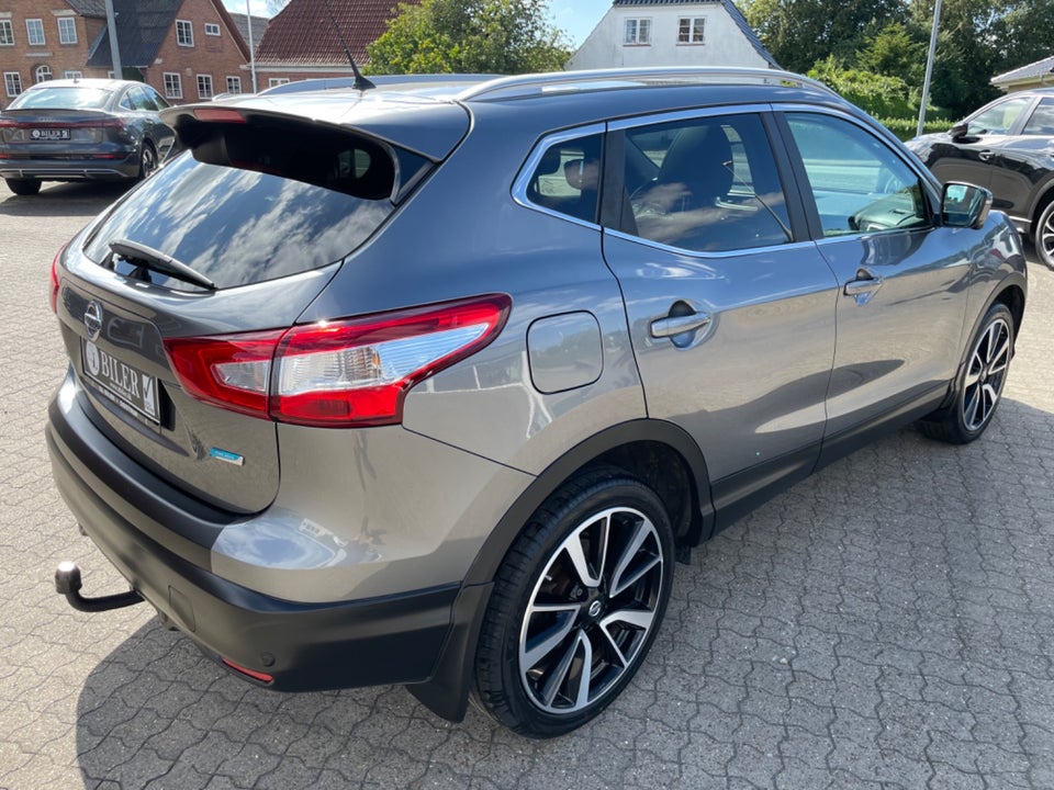 Nissan Qashqai 1,5 dCi 110 Tekna 5d