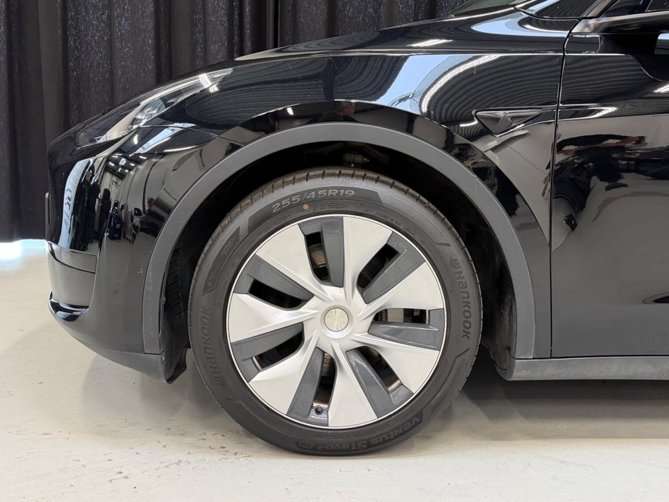 Tesla Model Y RWD 5d