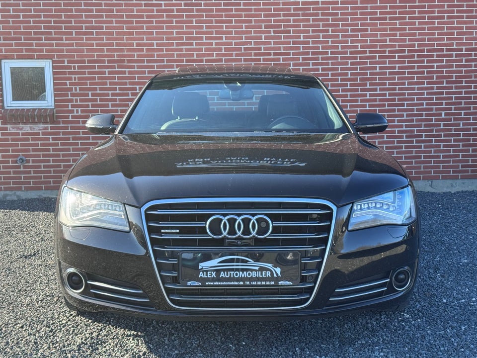 Audi A8 3,0 TDi 250 quattro Tiptr. 4d