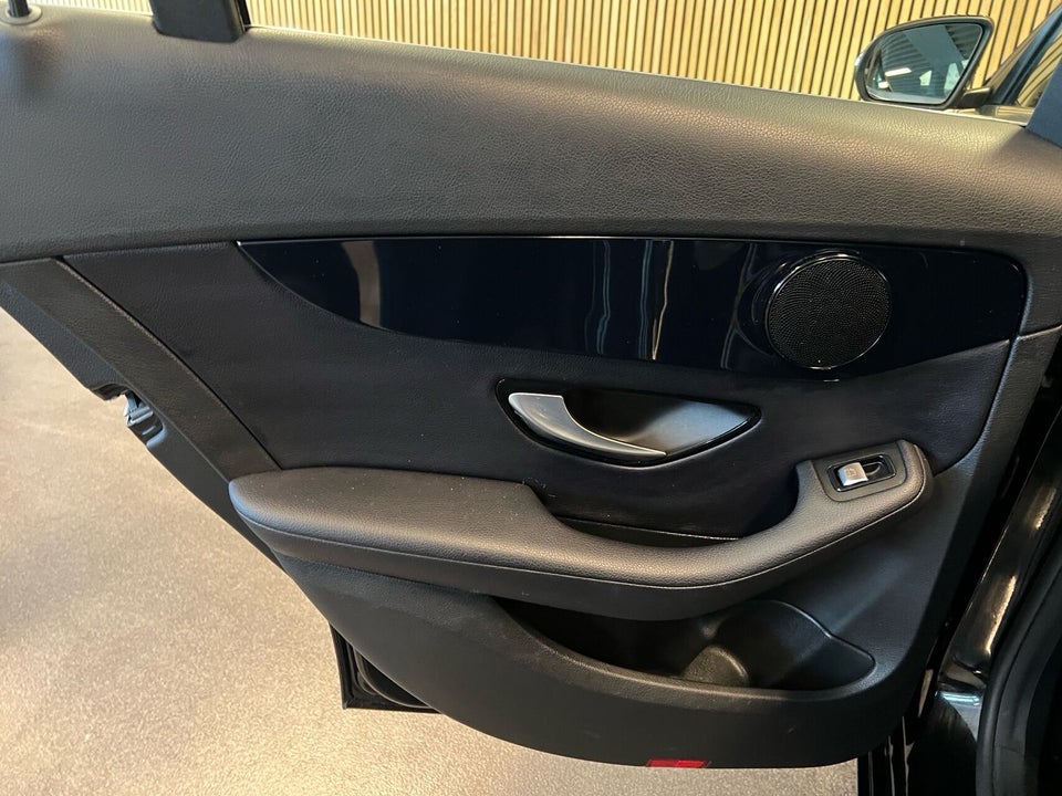 Mercedes C200 1,5 Advantage stc. aut. 5d