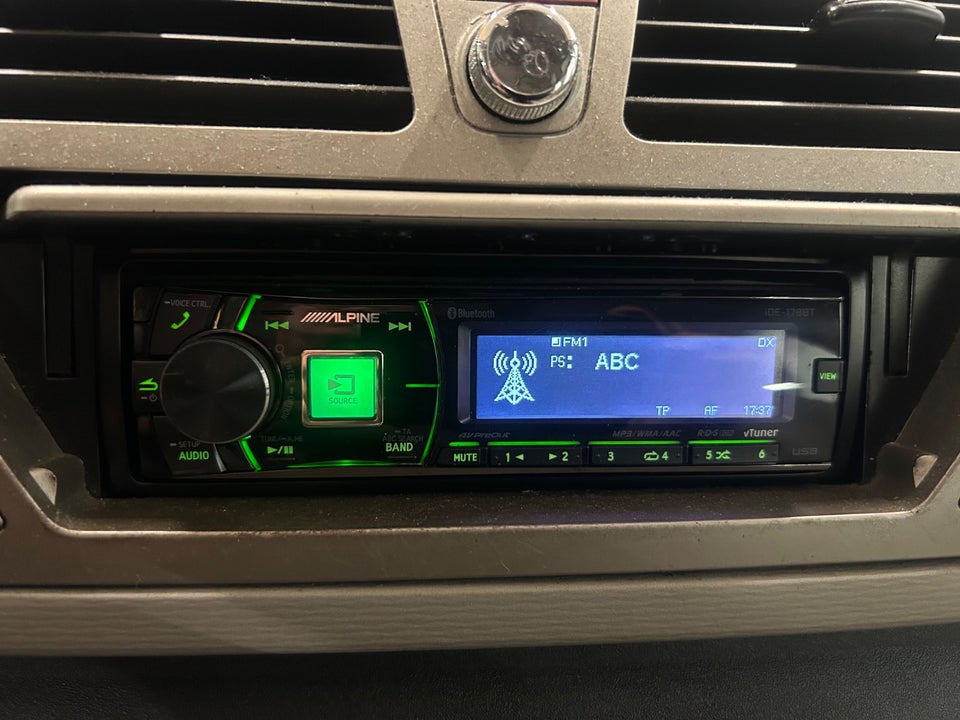 Citroën Grand C4 Picasso 2,0 HDi 138 VTR E6G 7prs 5d