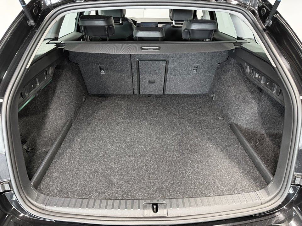 Skoda Octavia 1,4 TSi iV Plus Combi DSG 5d