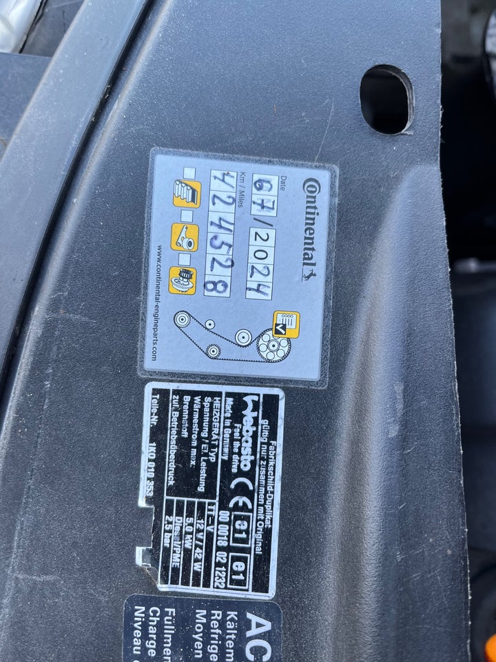 VW Touran 2,0 TDi 136 Trendline DSG Van 5d