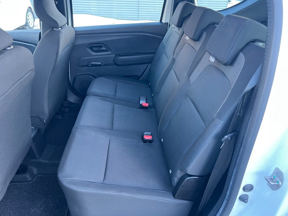 Dacia Jogger 1,0 TCe 110 Essential 7prs 5d