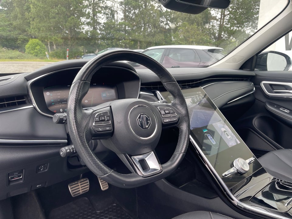 MG Marvel R Luxury 5d