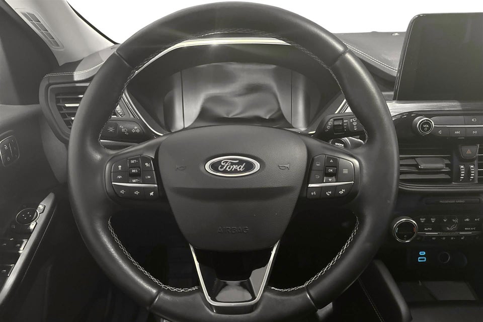 Ford Kuga 2,5 PHEV Vignale CVT 5d