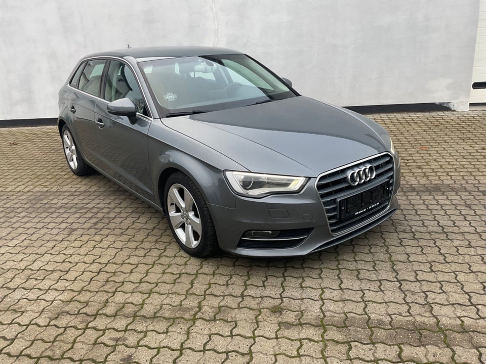 Audi A3 2,0 TDi 150 Ambiente Sportback S-tr. 5d