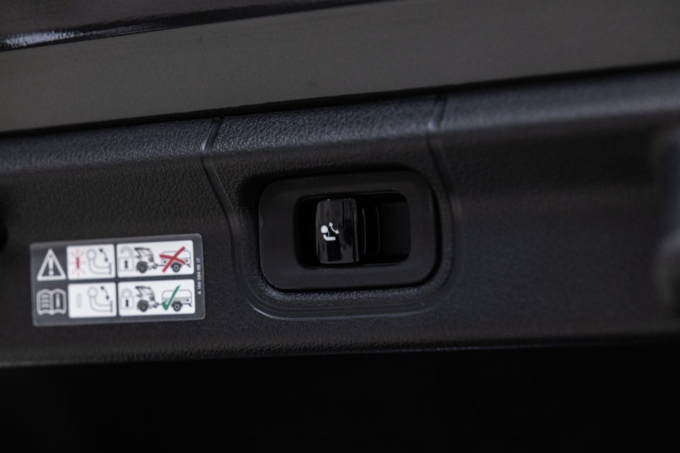 Mercedes EQE350 AMG Line 4d