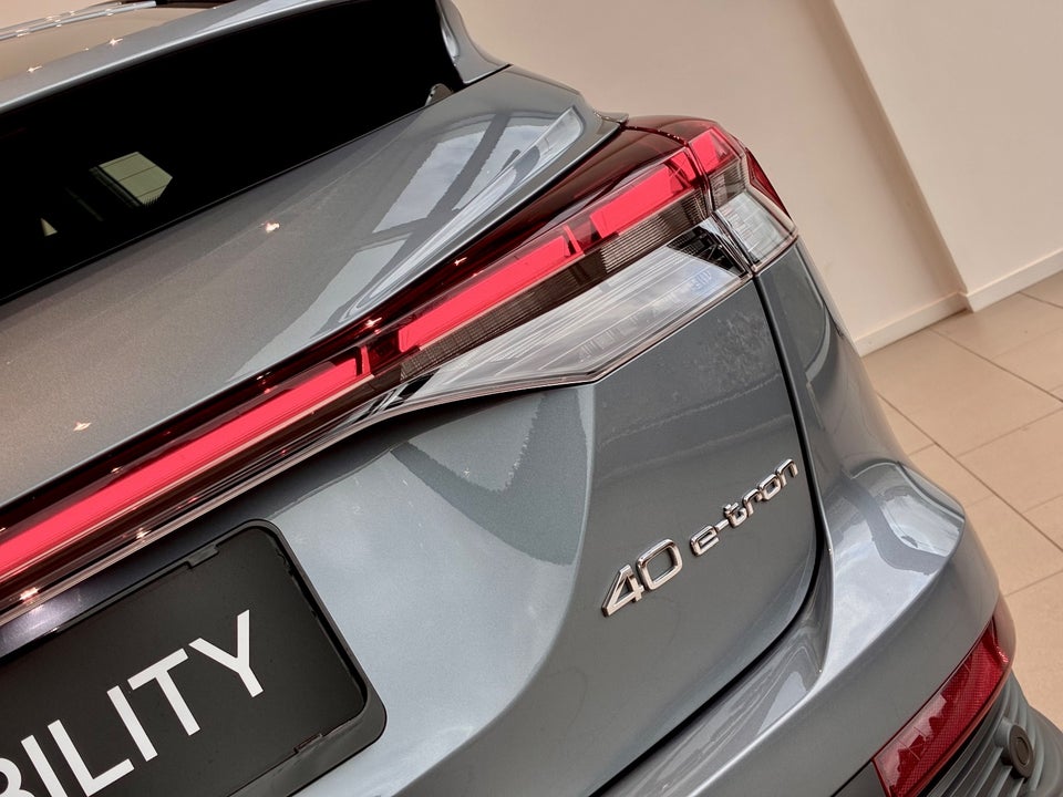 Audi Q4 e-tron 40 Attitude Sportback 5d