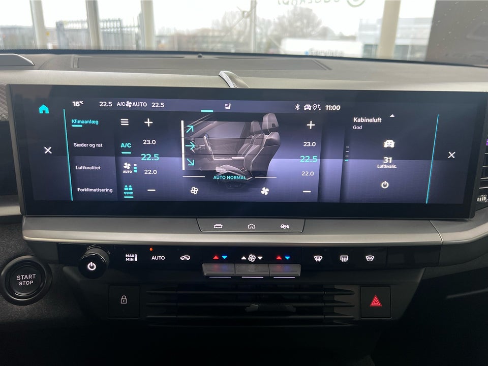 Opel Grandland-e 73 GS Sky 5d