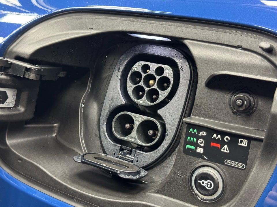 Audi SQ6 e-tron quattro 5d