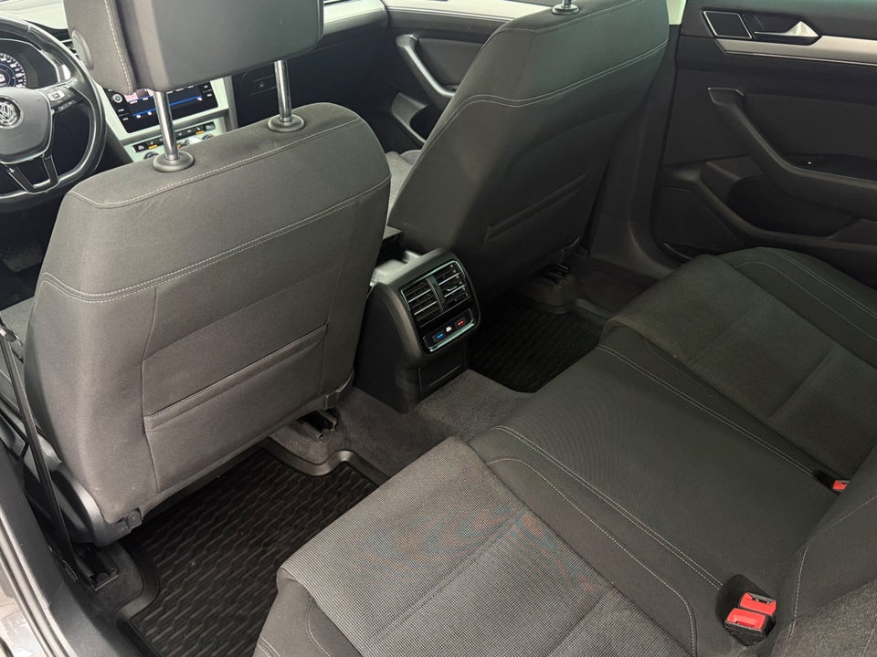 VW Passat 2,0 TDi 150 Comfortline Premium Variant DSG 5d