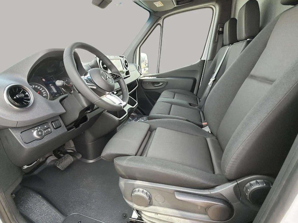 Mercedes Sprinter 317 2,0 CDi A2 Kassevogn PRO aut. RWD