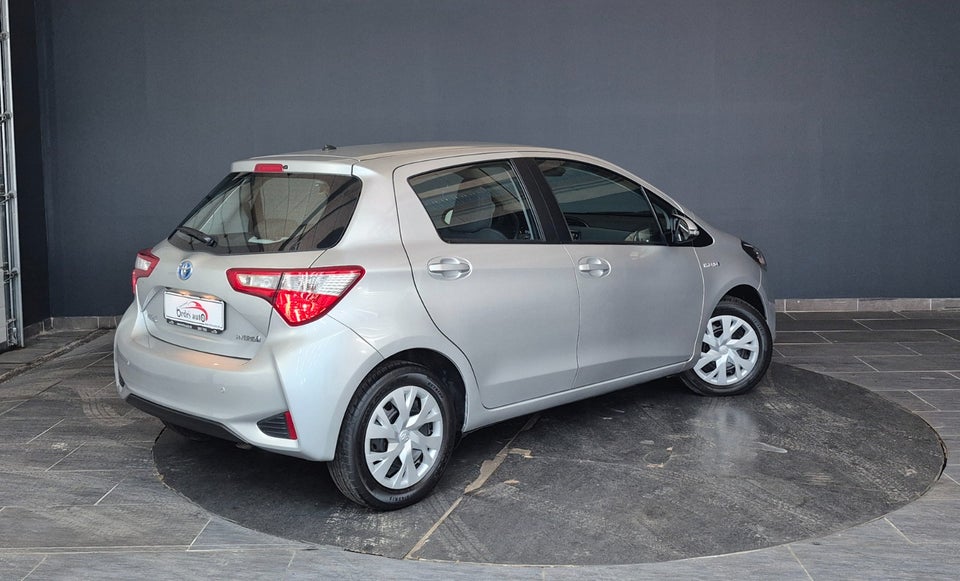 Toyota Yaris 1,5 Hybrid H2 e-CVT 5d